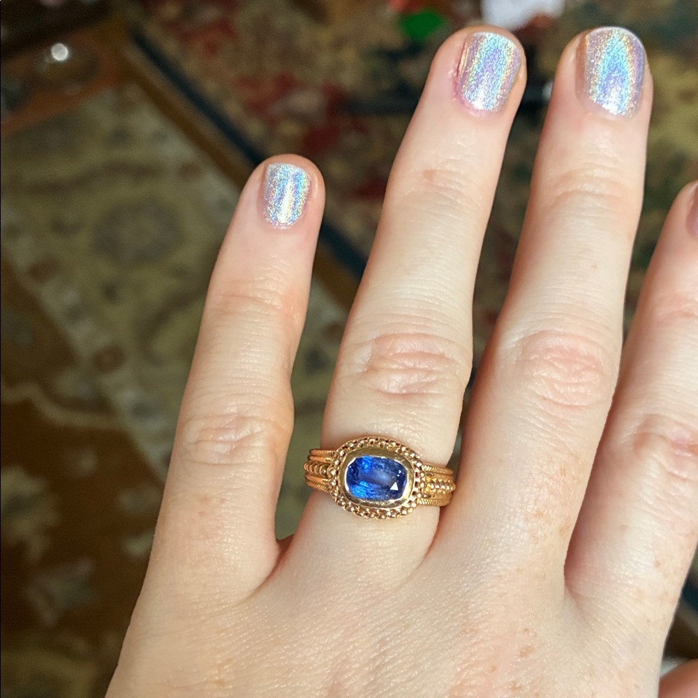 18k Solid Granulated Gold Ring With Cornflower Bl… - image 2